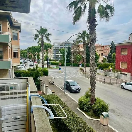 Apartamento P013 - Porto Recanati, Trilocale Ristrutturato A 50mt Dal Mare *